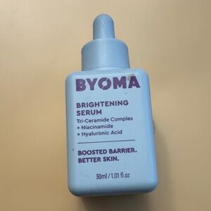 BYOMA Brightening Serum - White
